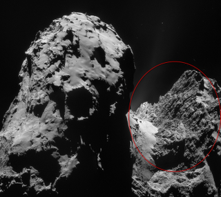 Illustration for article titled An Epic One-Kilometer Cliff On The Surface Of Rosetta's Comet